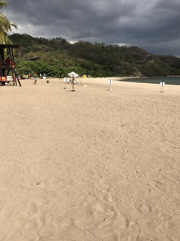 Pico Beach Front Condo Nasugbu Exterior foto